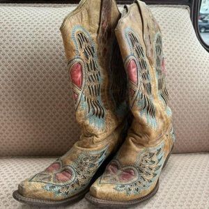 Corral heart wing boots